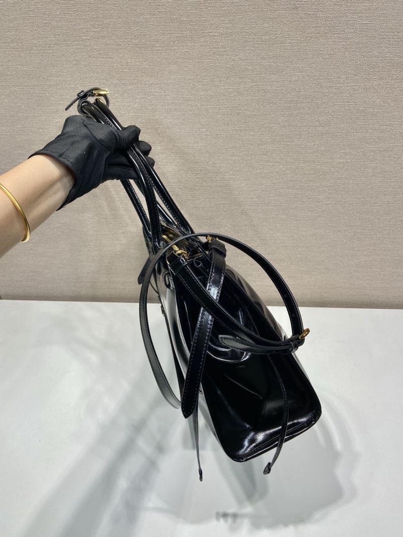 Pra*a top handle bags